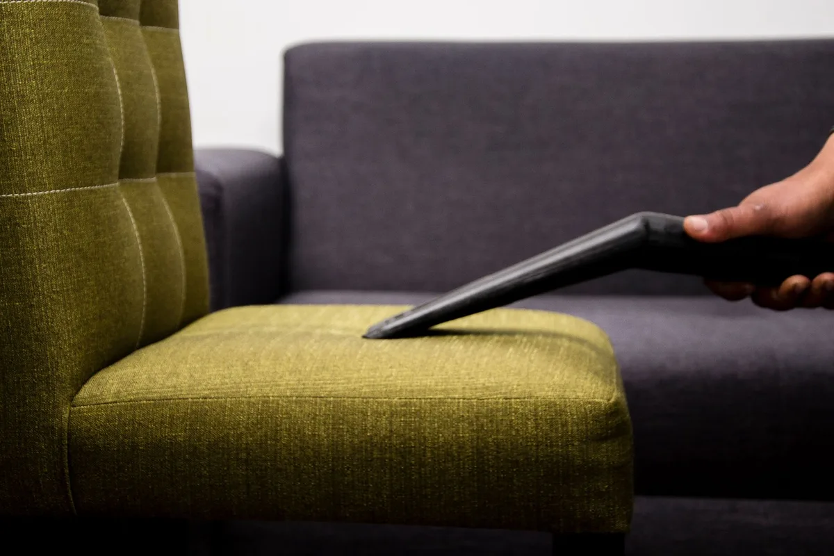 Crevice Vacuum Tool