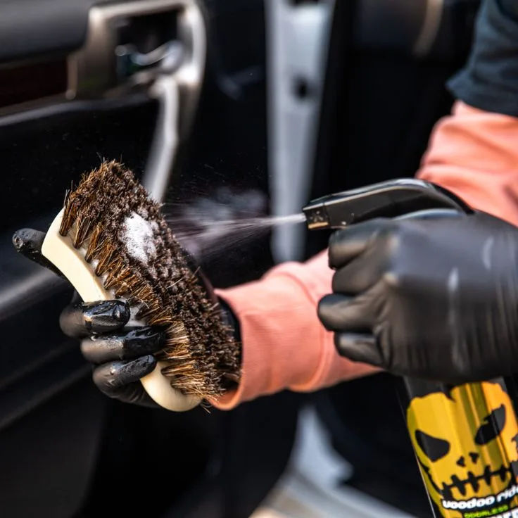 leather cleaning tools