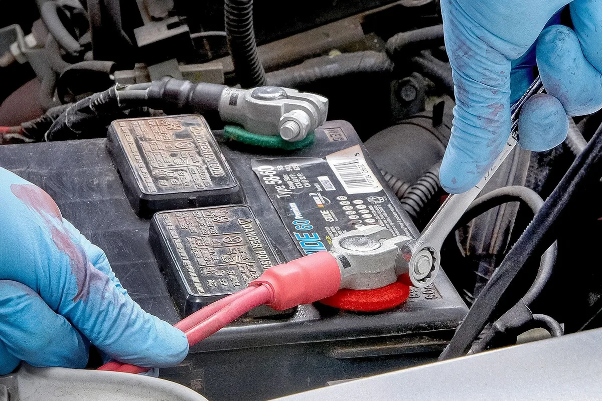 negative battery terminal removal procedure